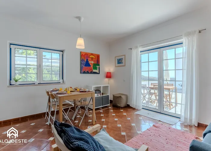 Sao Lourenco - Amazing Terrace With Sea View 아파트